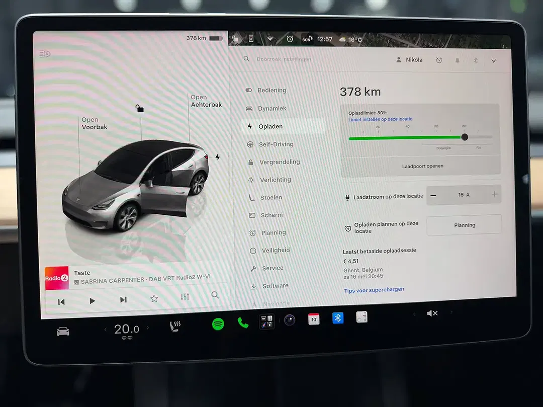 Tesla Model Y AWD Long Range Premium - Thumbnail 19