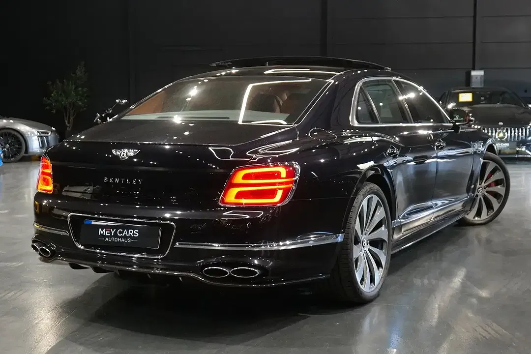 Bentley Flying Spur 4.0 V8 - Thumbnail 3
