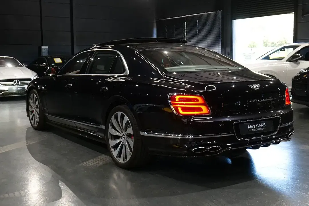 Bentley Flying Spur 4.0 V8 - Thumbnail 6