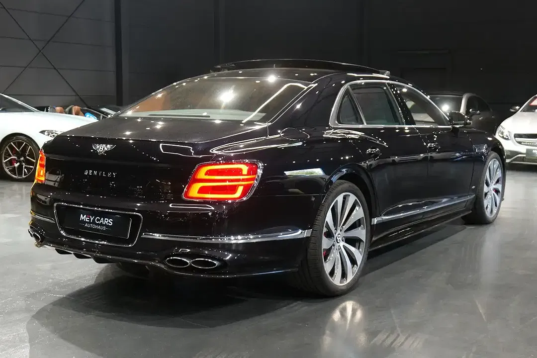 Bentley Flying Spur 4.0 V8 - Thumbnail 8