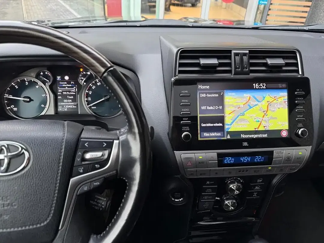 Toyota Land Cruiser 2.8 Premium - Thumbnail 14