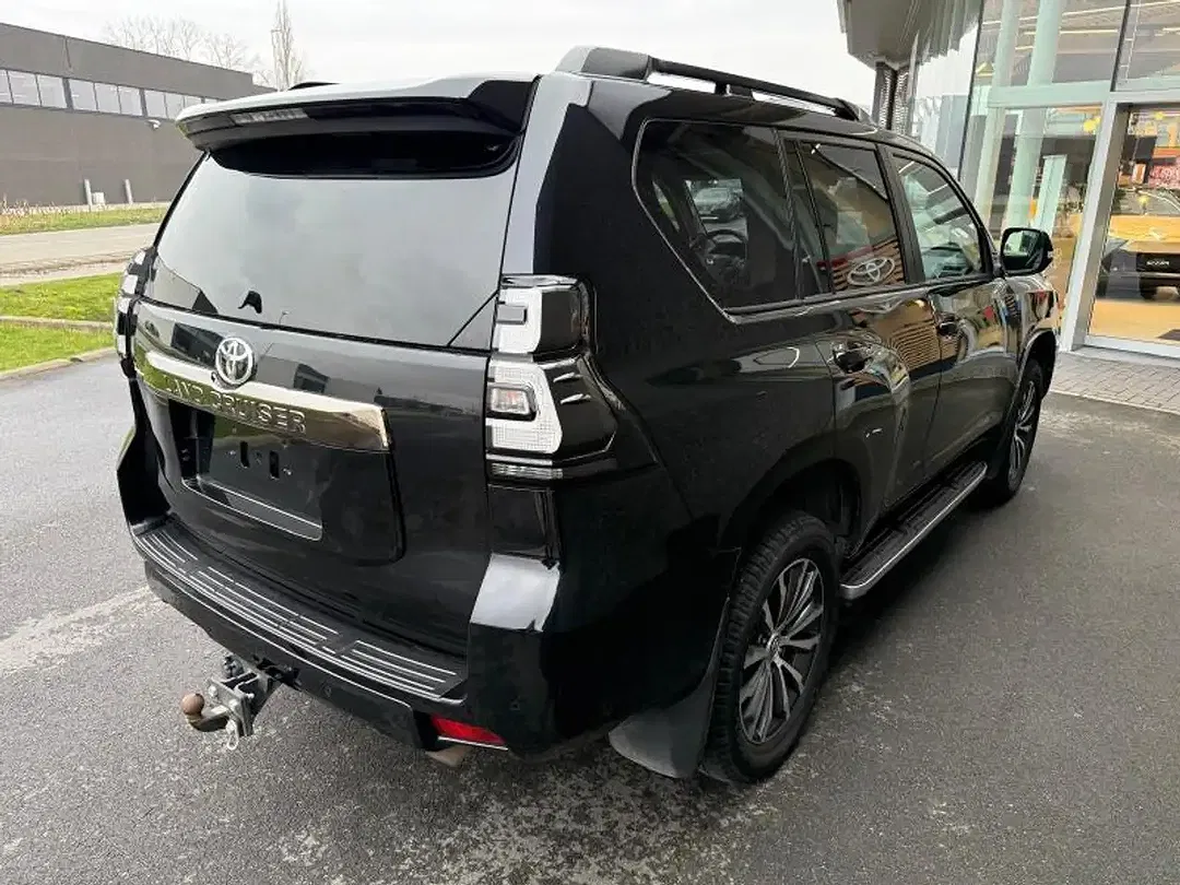 Toyota Land Cruiser 2.8 Premium - Thumbnail 6