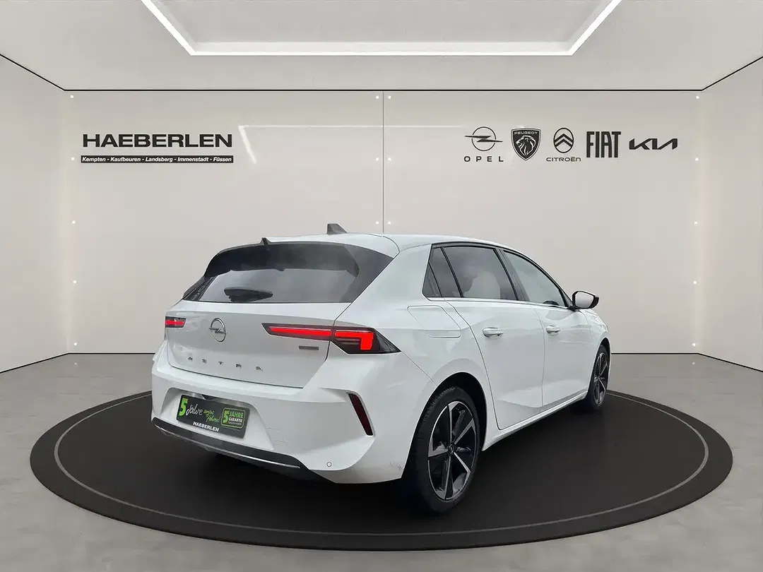 Opel Astra Hybrid Edition - Thumbnail 3
