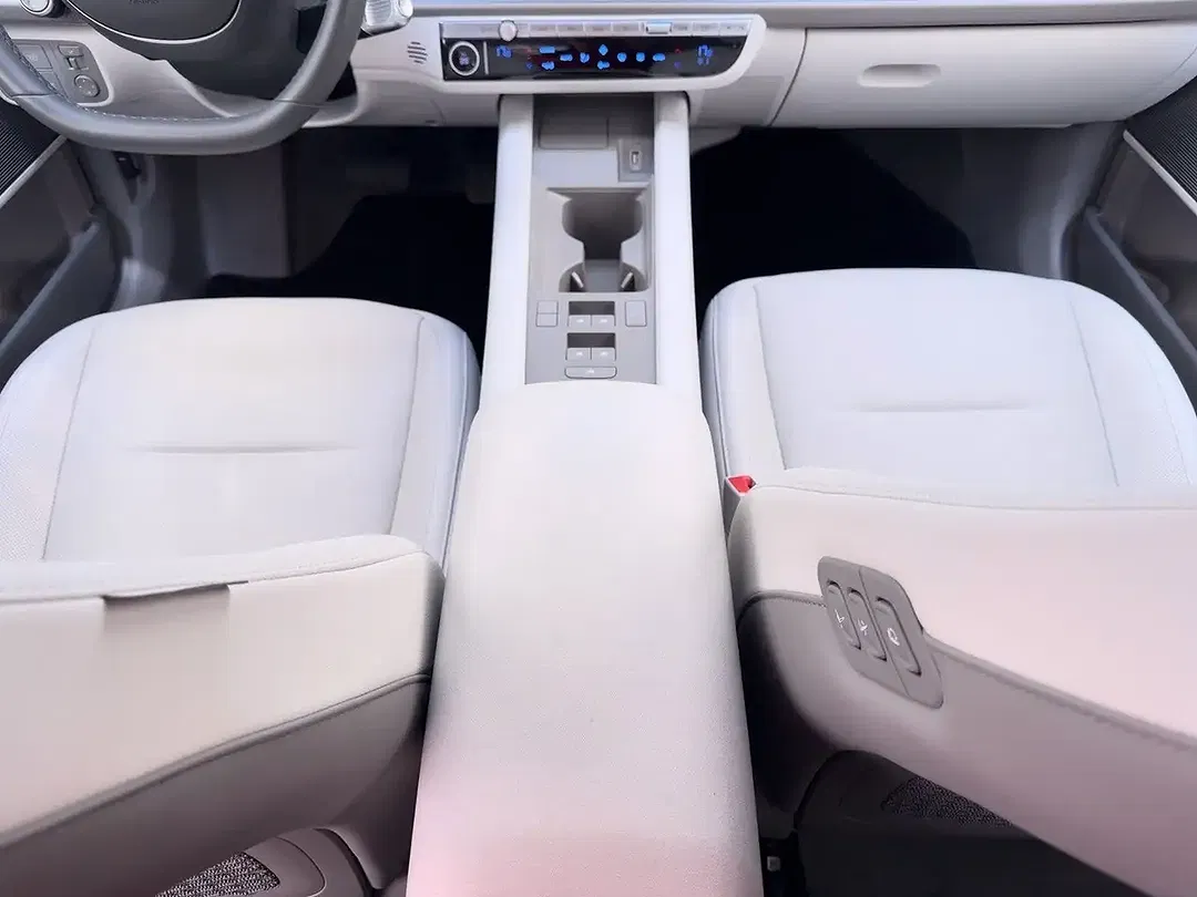 Hyundai IONIQ 6 TECHNIQ - Thumbnail 14