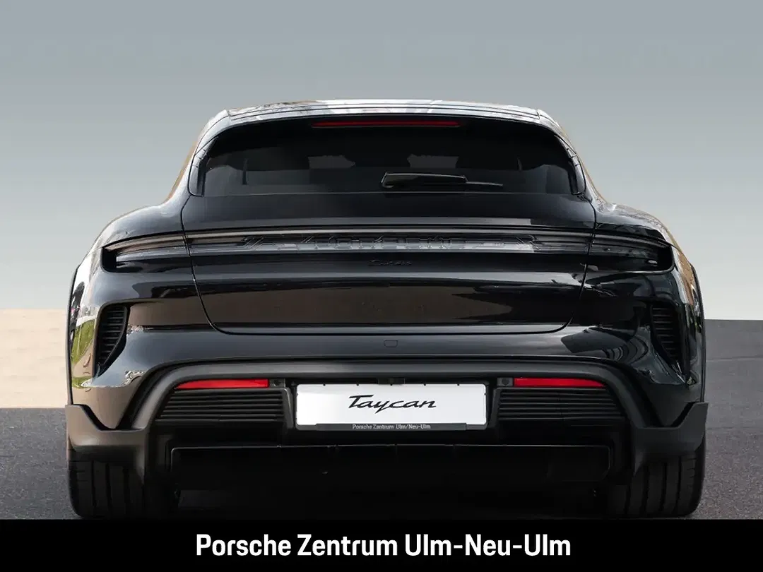 Porsche Taycan Turbo Cross Turismo - Thumbnail 10