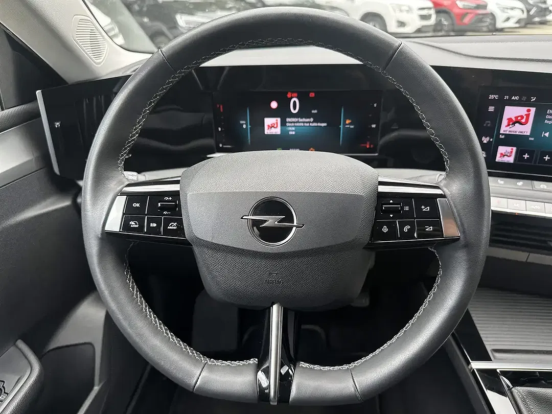 Opel Astra 1.2 Turbo Enjoy - Thumbnail 13
