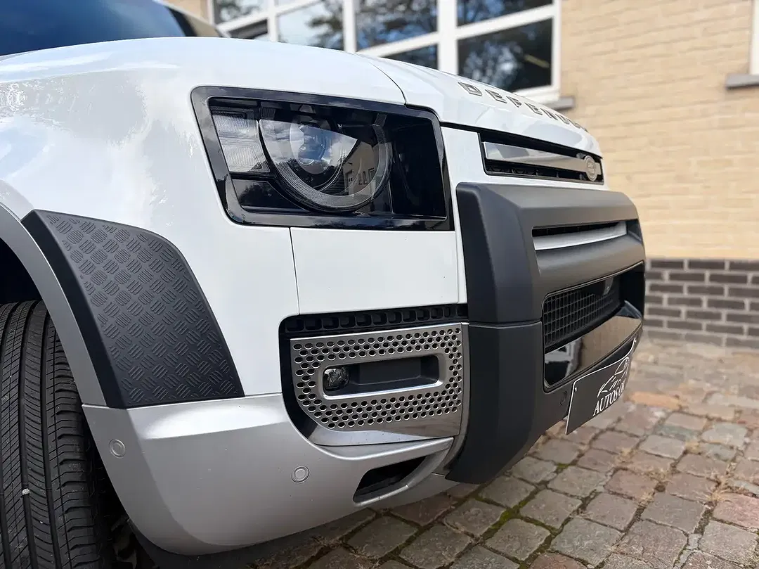 Land Rover Defender D200 3.0 MHEV 110 SE - Thumbnail 15