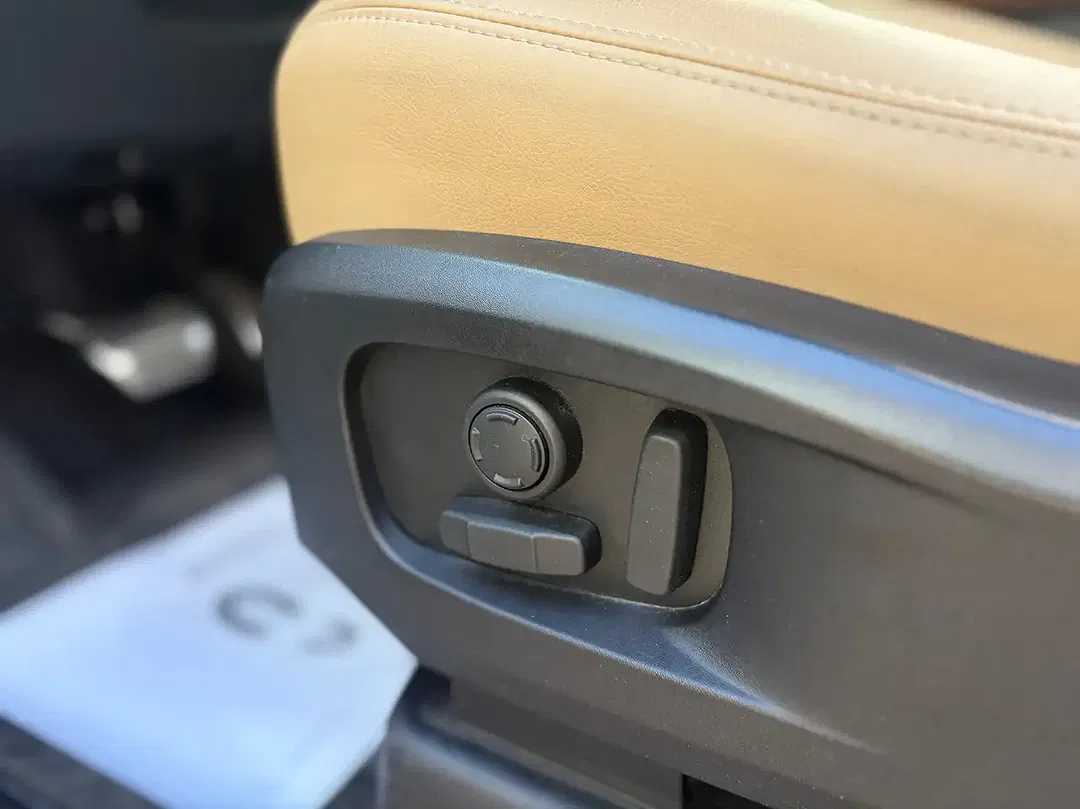 Land Rover Defender D200 3.0 MHEV 110 SE - Thumbnail 30