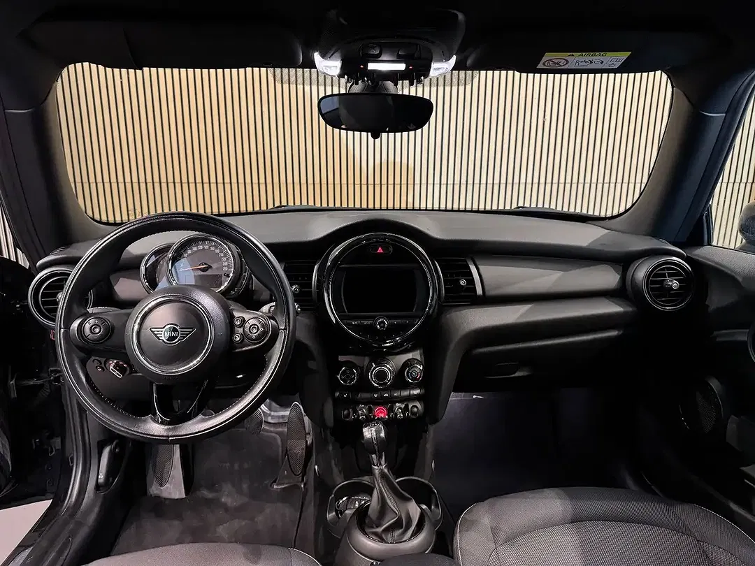 MINI One - Thumbnail 12