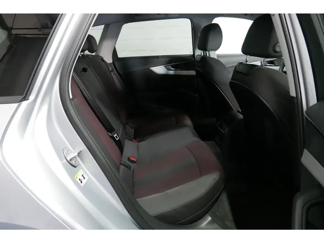 Audi A4 35 TDI - Thumbnail 12