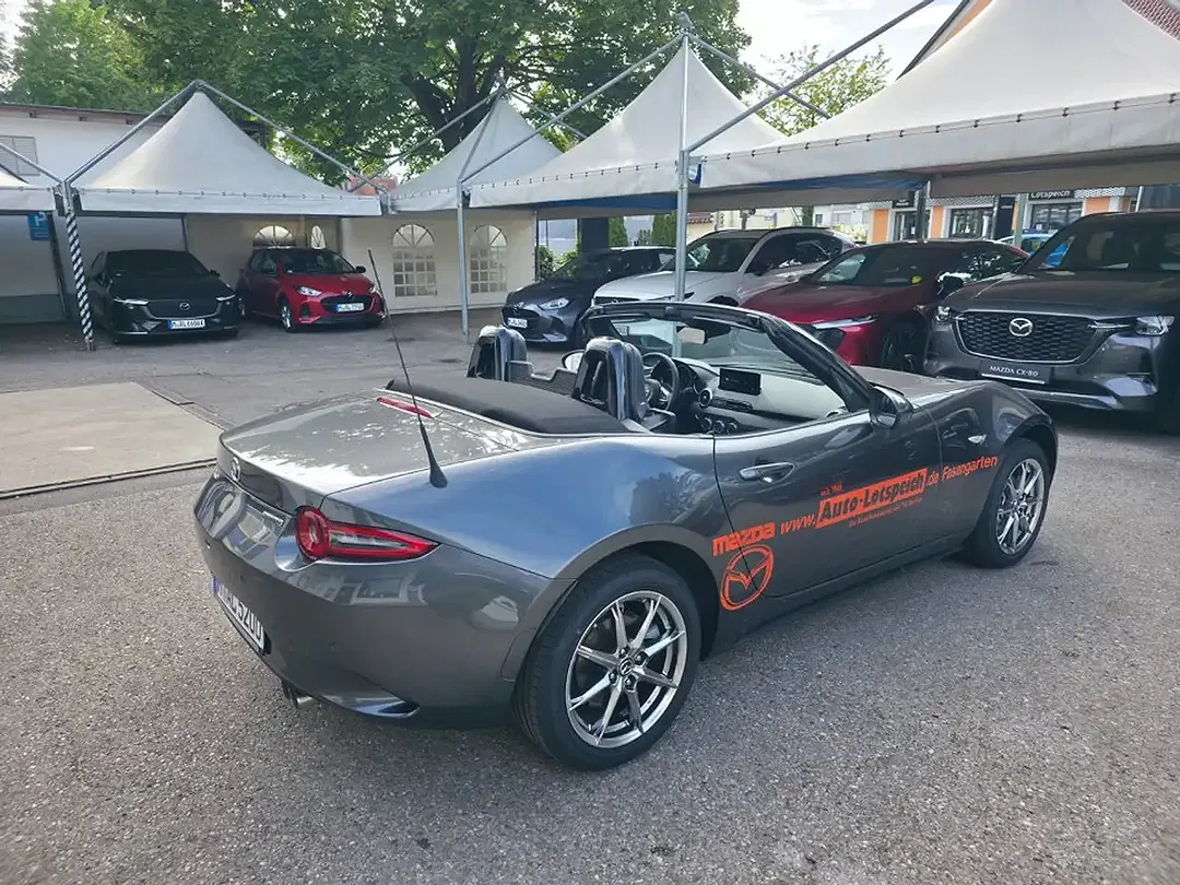 Mazda MX-5 1.5 SKYACTIV-G - foto 12