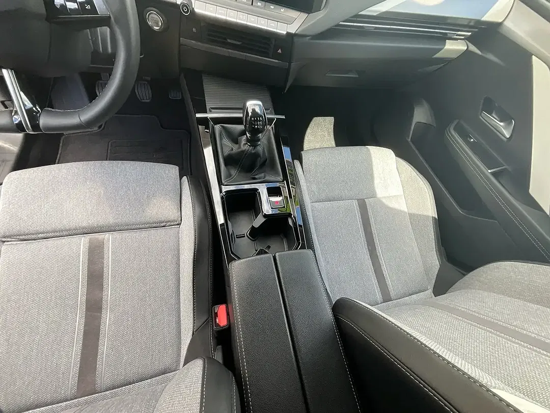 Opel Astra 1.2 Elegance - Thumbnail 13