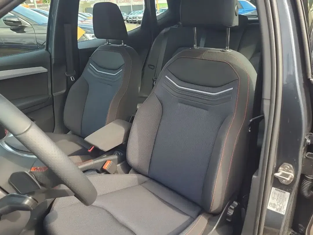 SEAT Arona 1.0 TSI DSG FR - Thumbnail 11
