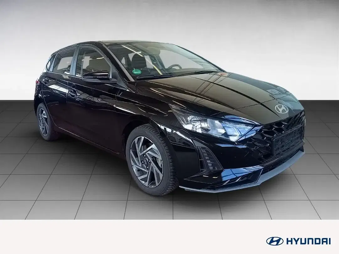 Hyundai i20 Trend - Thumbnail 3