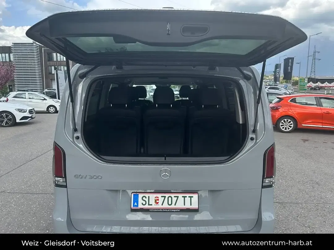 Mercedes-Benz EQV 300 - Thumbnail 14