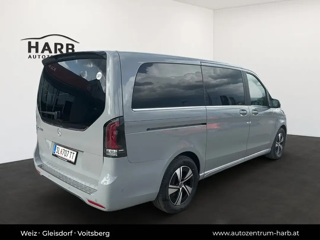 Mercedes-Benz EQV 300 - Thumbnail 7