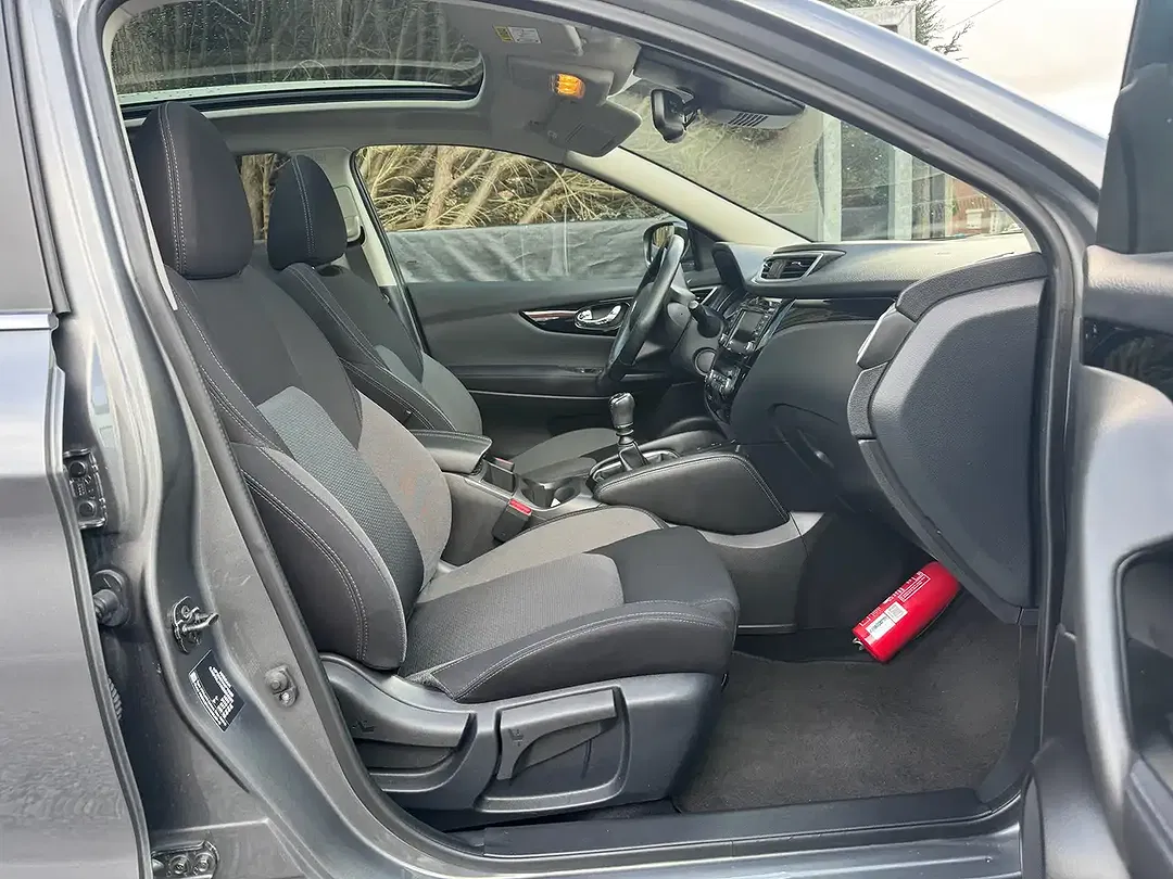 Nissan Qashqai 1.3 DIG-T Tekna - Thumbnail 9
