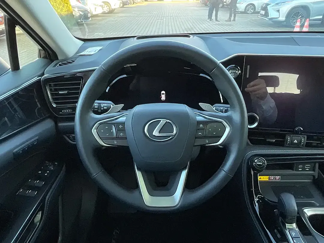 Lexus NX 350h Executive Line - Thumbnail 13