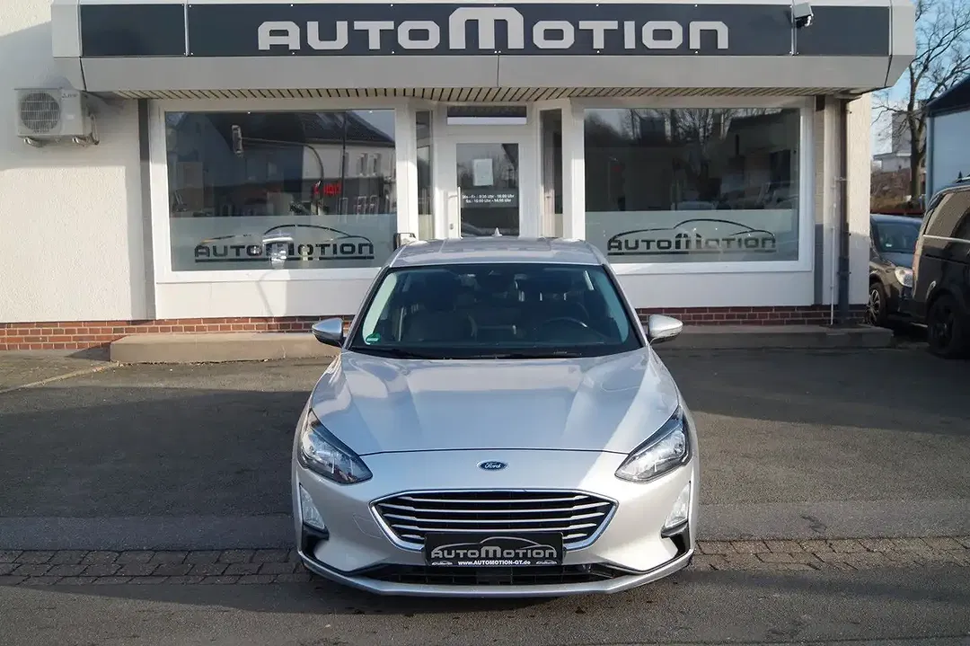 Ford Focus Cool & Connect - Thumbnail 3