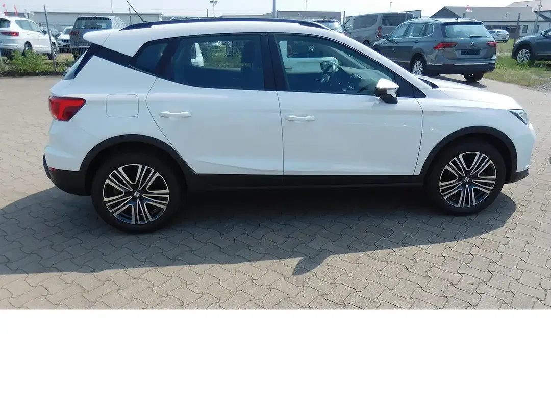 SEAT Arona 1.0 TSI Style Edition - Thumbnail 2