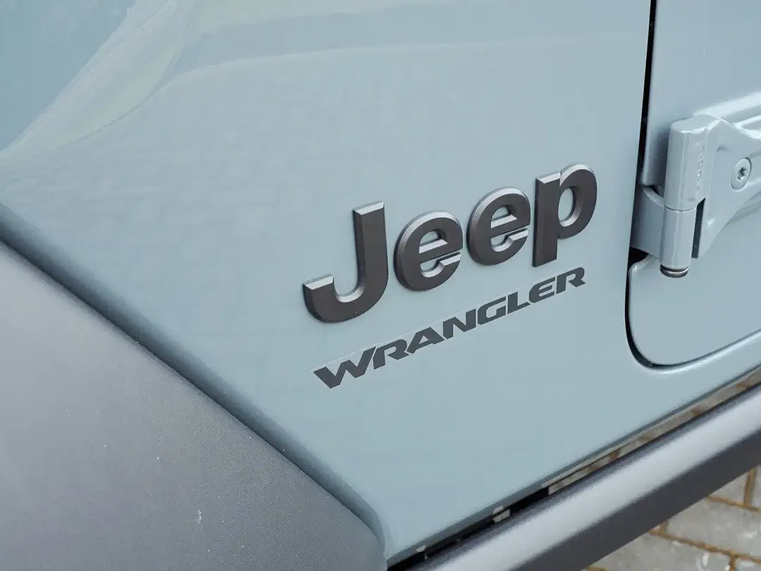 Jeep Wrangler Willys - Thumbnail 11