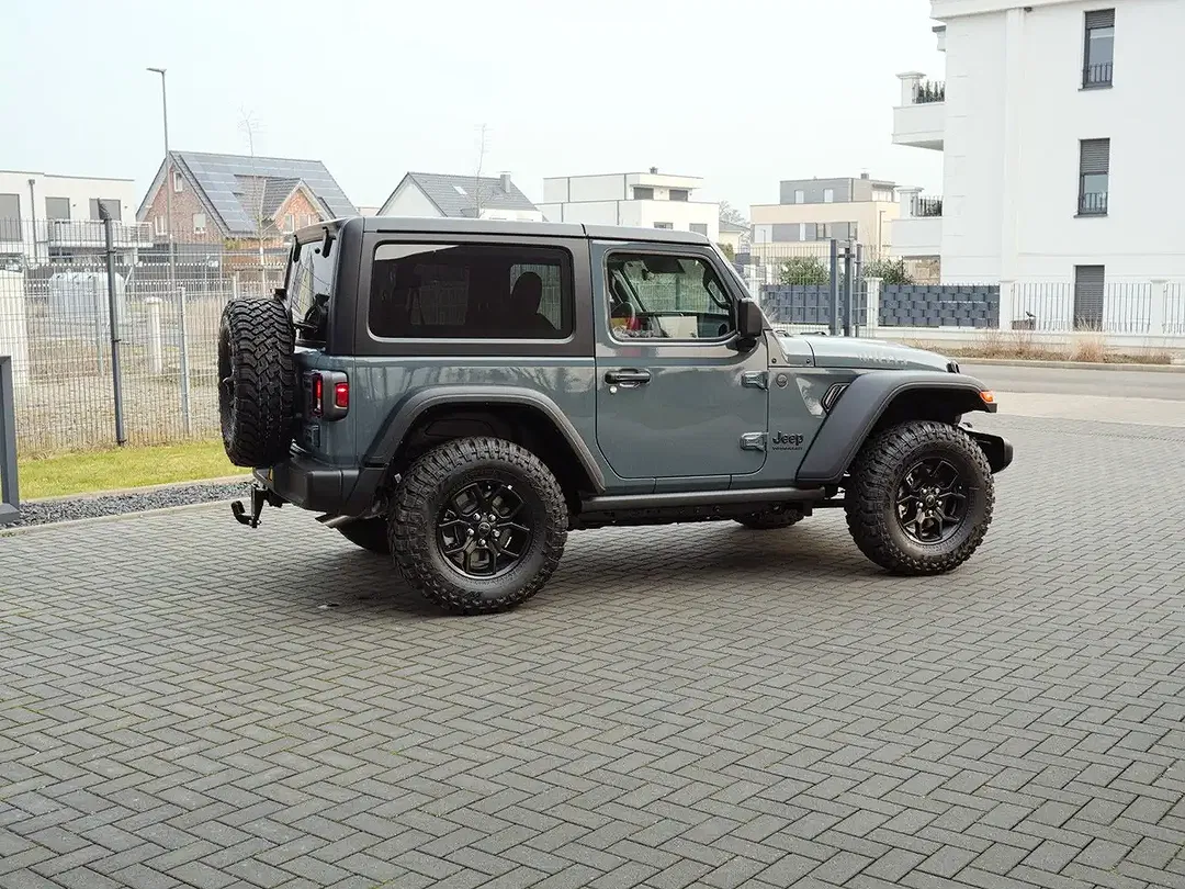 Jeep Wrangler Willys - Thumbnail 12