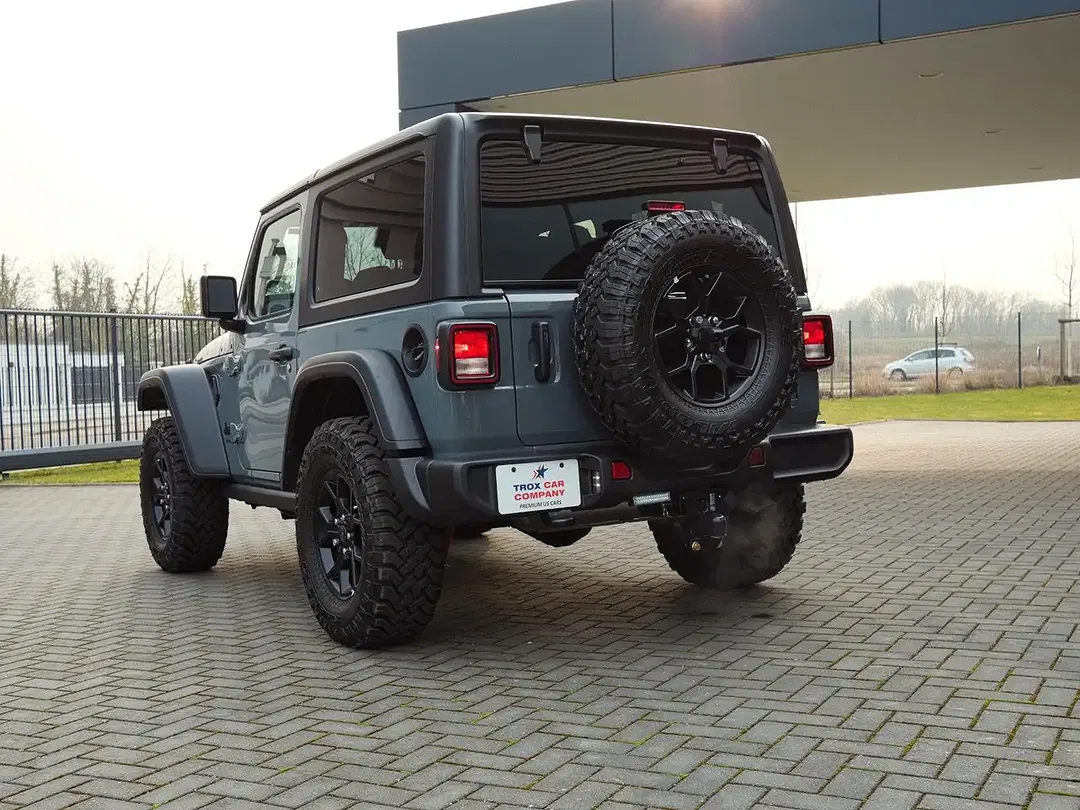 Jeep Wrangler Willys - Thumbnail 9