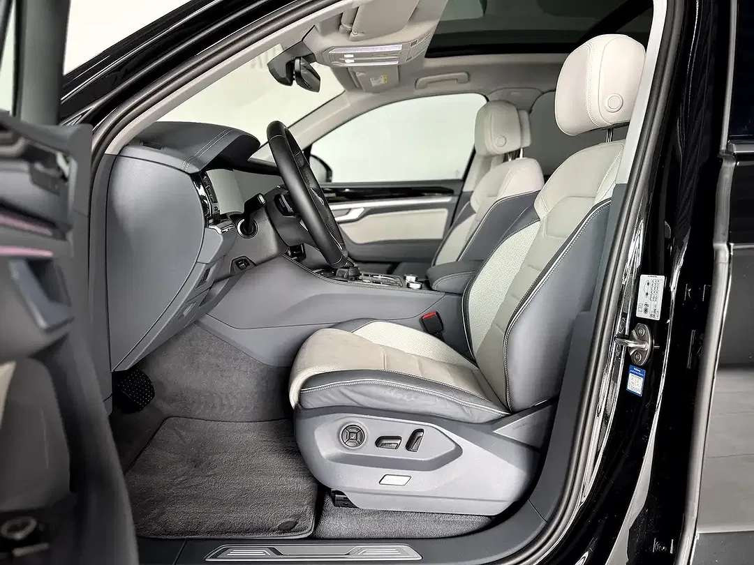 Volkswagen Touareg 3.0 TSI eHybrid 4Motion - Thumbnail 11