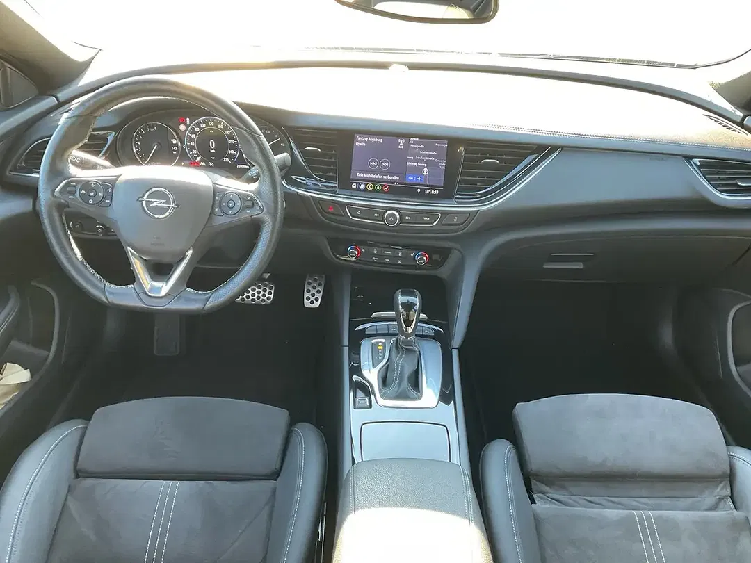 Opel Insignia 2.0 Turbo - Thumbnail 11