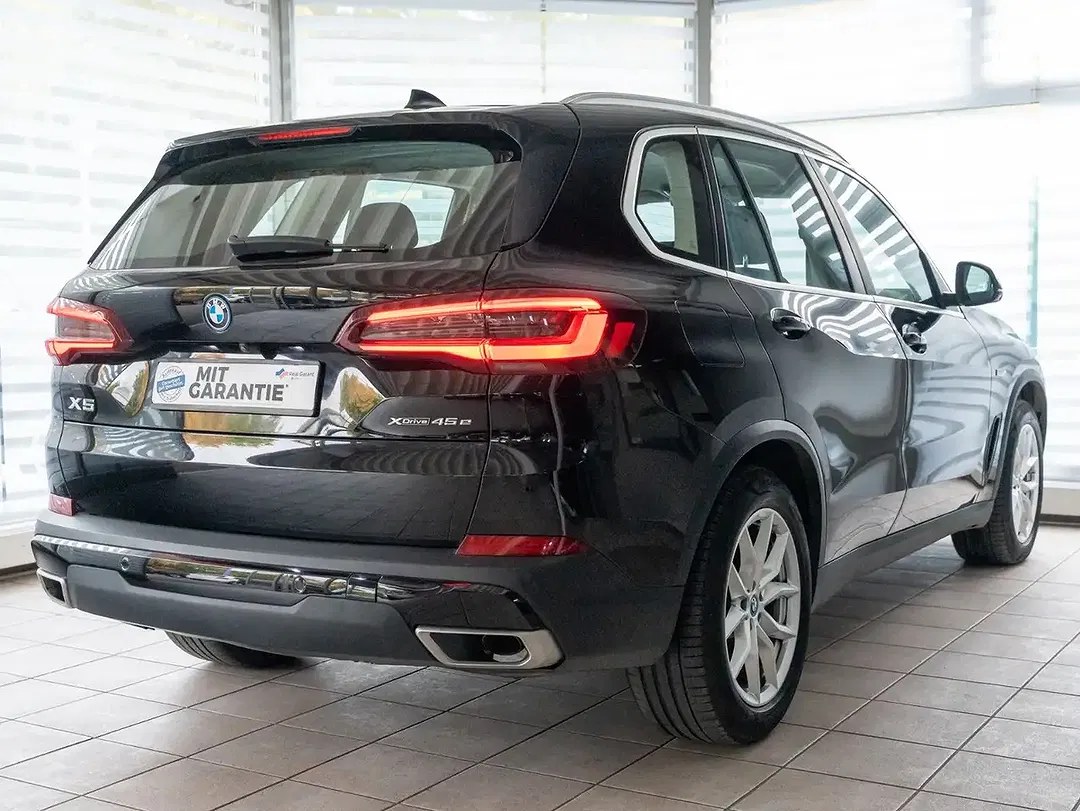 BMW X5 - Thumbnail 4