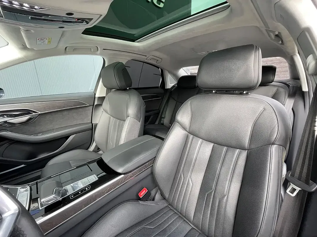 Audi A8 60 TFSI e quattro - Thumbnail 11