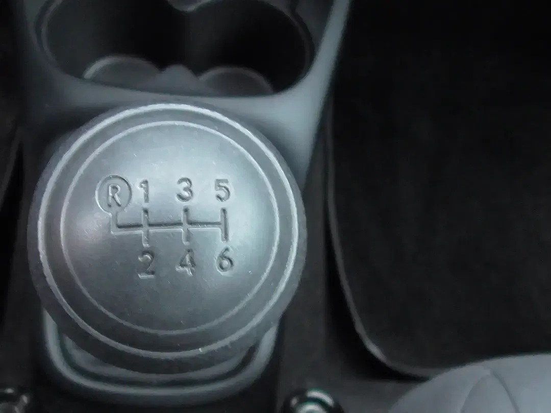 Toyota Yaris - foto 15