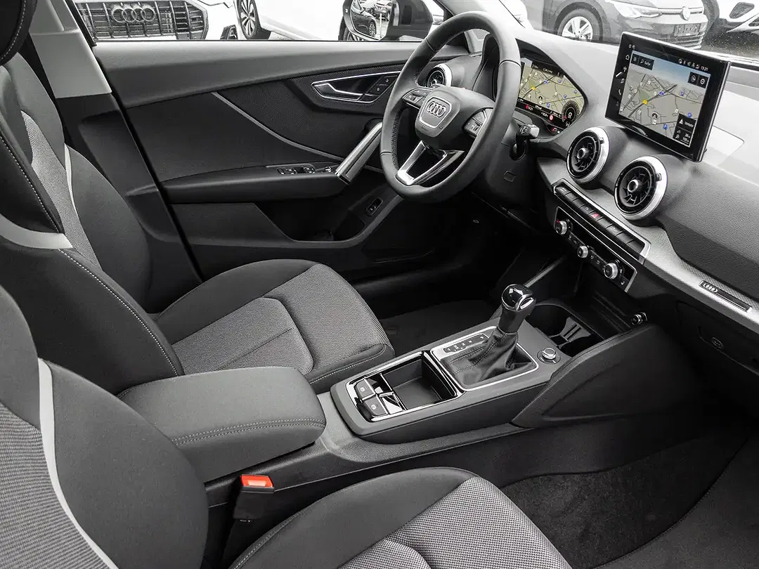 Audi Q2 35 TFSI S tronic - Thumbnail 4