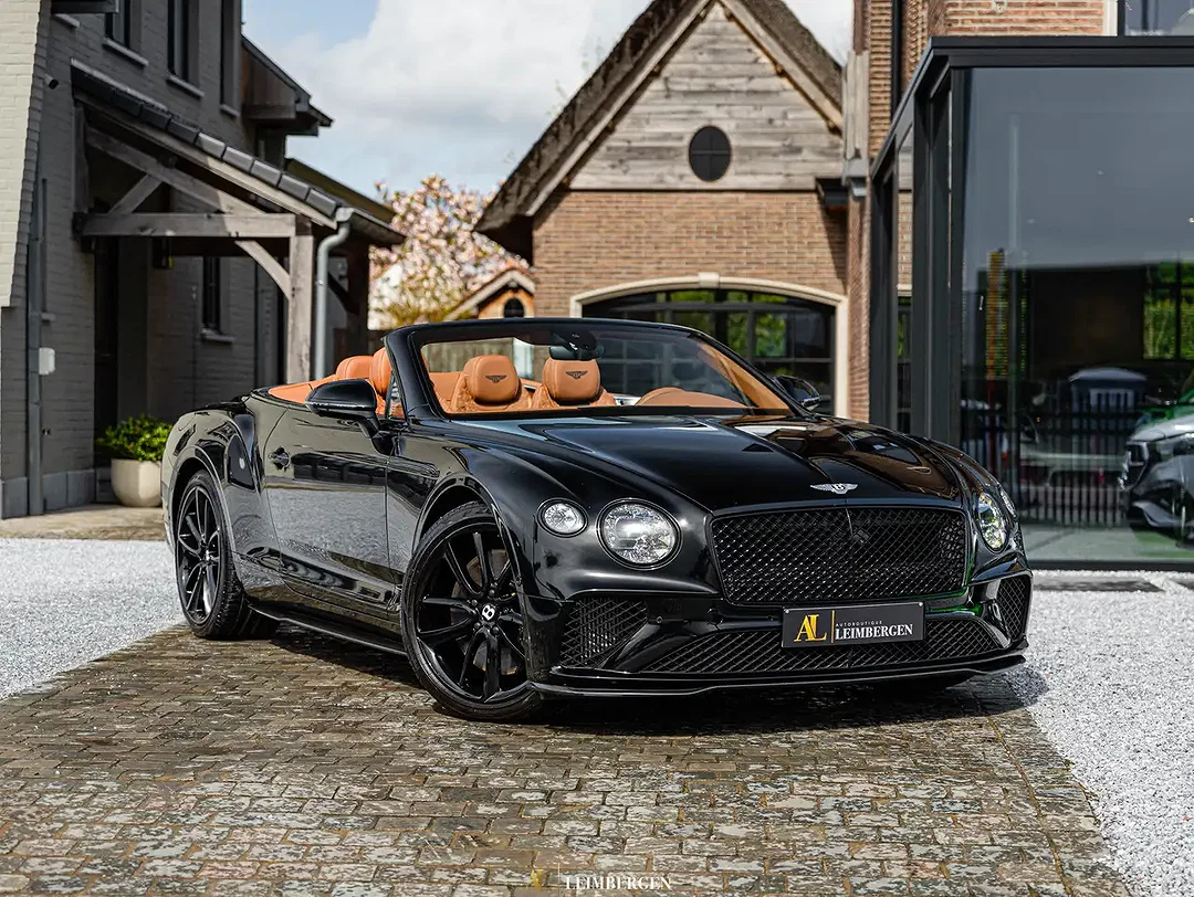 Bentley Continental GTC 4.0 V8 - Afbeelding 1