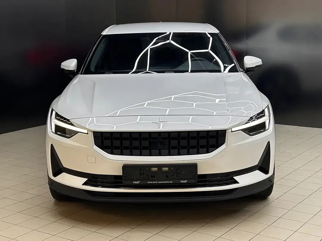 Polestar 2 Long Range - Thumbnail 3
