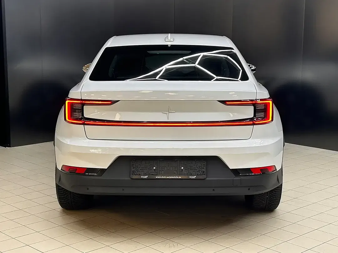 Polestar 2 Long Range - Thumbnail 6
