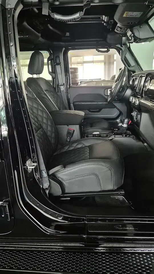 Jeep Wrangler Unlimited Sahara - foto 15