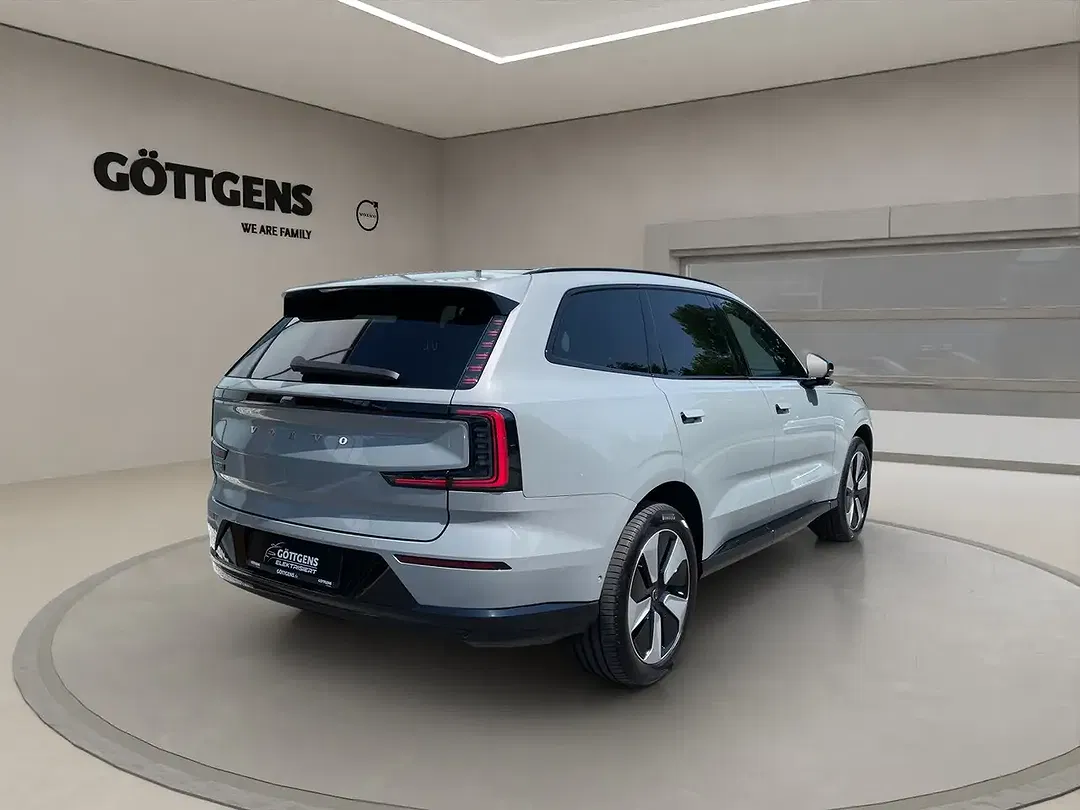 Volvo EX90 eAWD Twin Motor Plus - Thumbnail 4