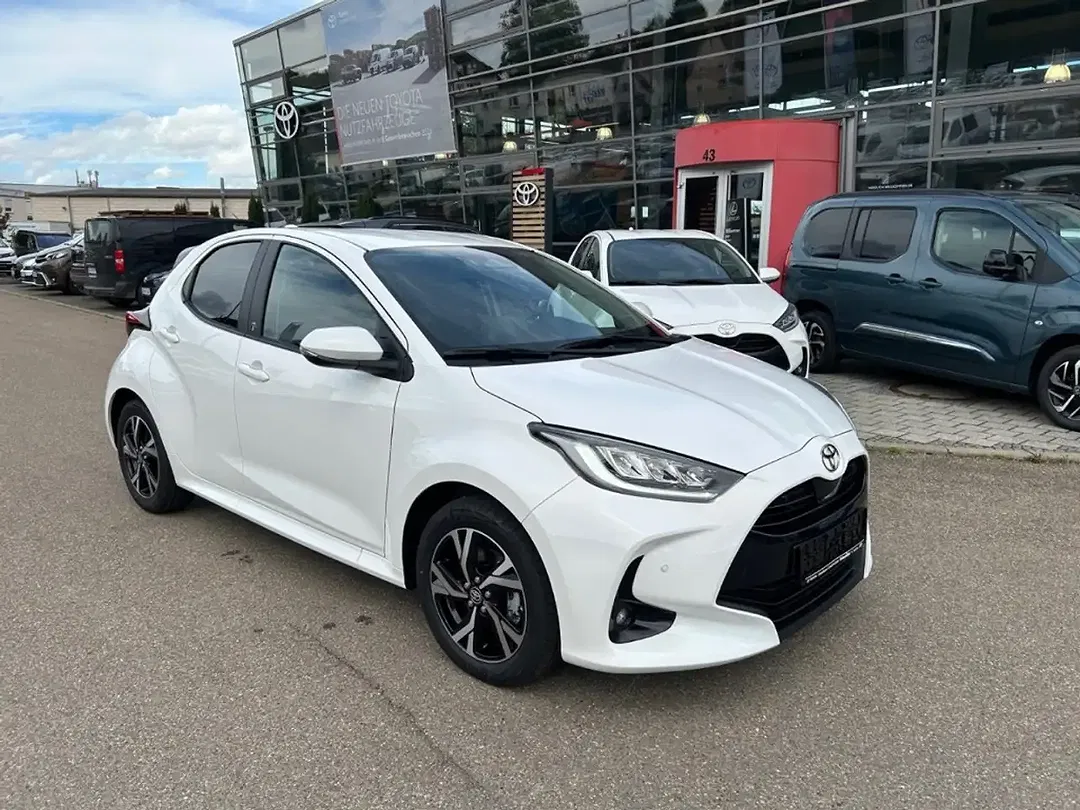 Toyota Yaris 1.5 Hybrid Teamplayer - Thumbnail 2
