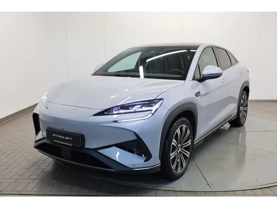 BYD Sealion 7 AWD Design - Thumbnail 1