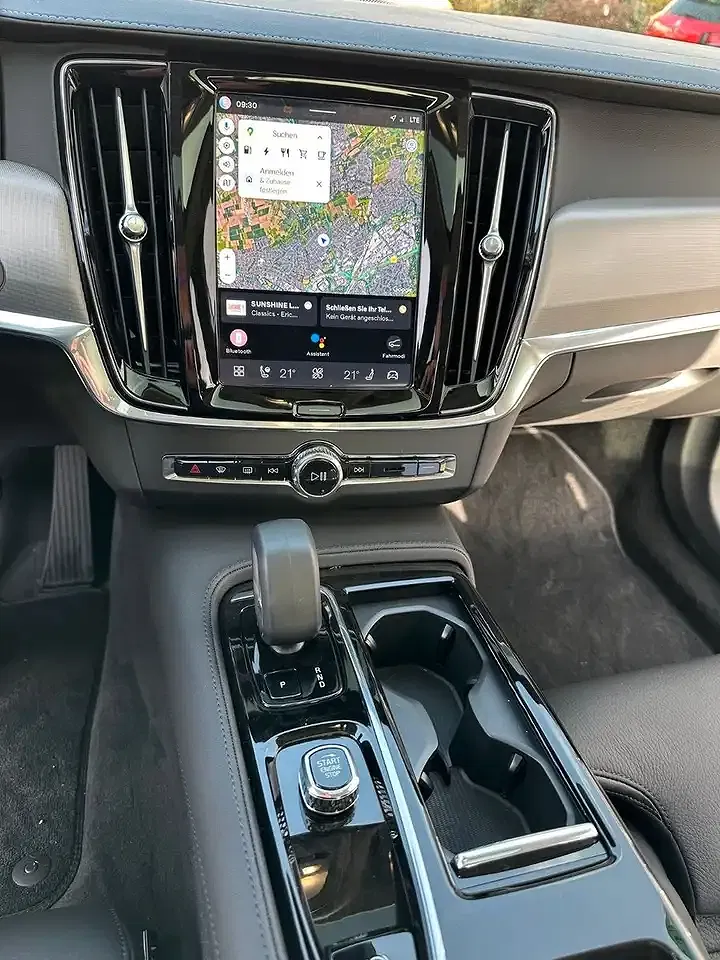 Volvo S90 T8 AWD Ultimate - Thumbnail 10