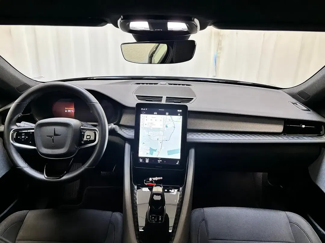 Polestar 2 - Thumbnail 9