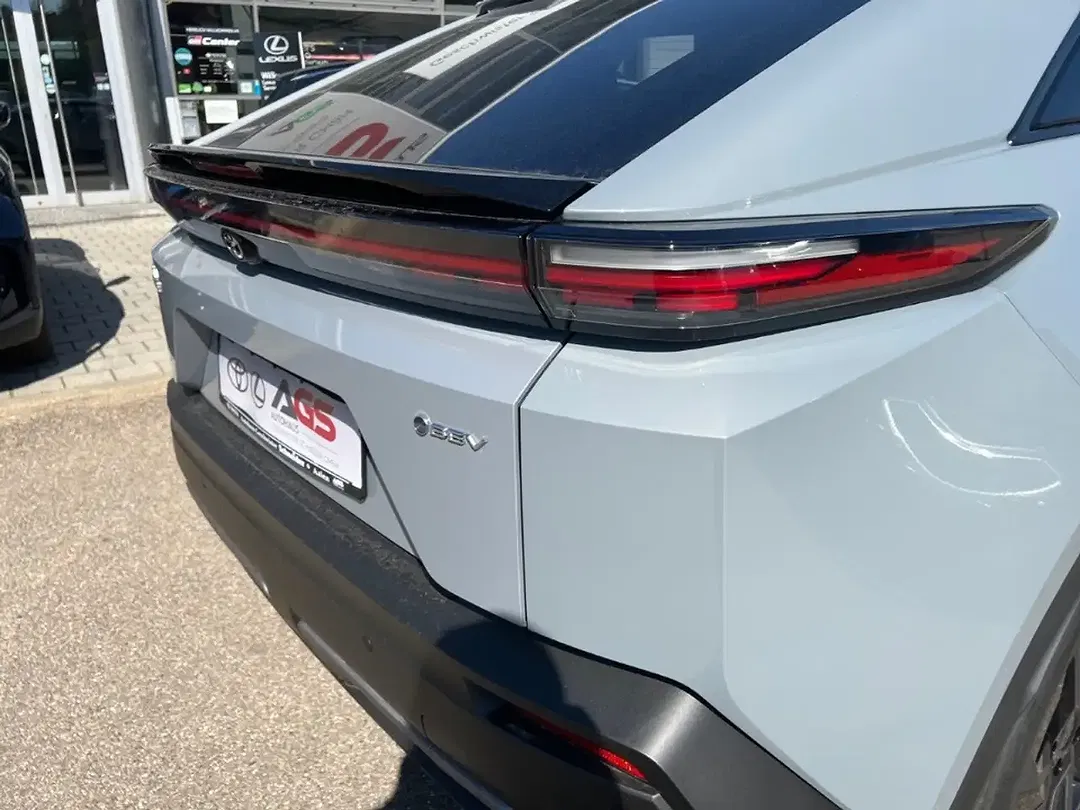 Toyota C-HR Teamplayer - Thumbnail 12