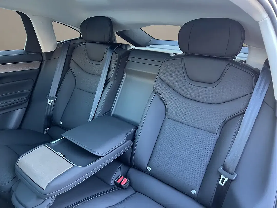 Volvo ES90 Extended Range Ultra - Thumbnail 12
