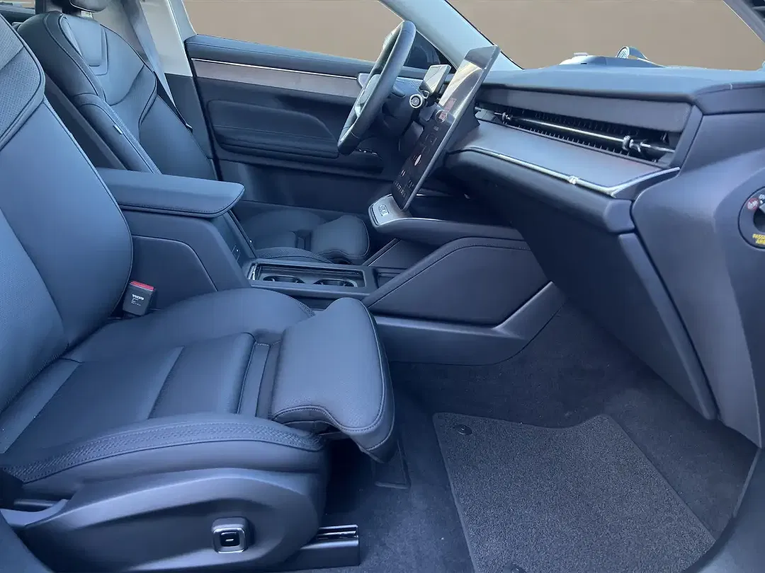Volvo ES90 Extended Range Ultra - Thumbnail 13
