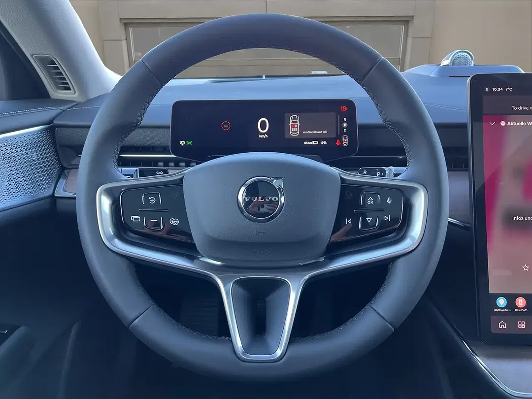 Volvo ES90 Extended Range Ultra - Thumbnail 9