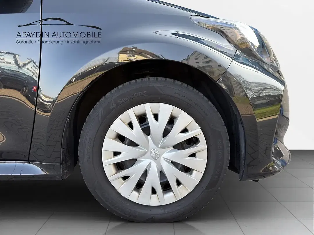 Toyota Yaris Comfort - Thumbnail 10