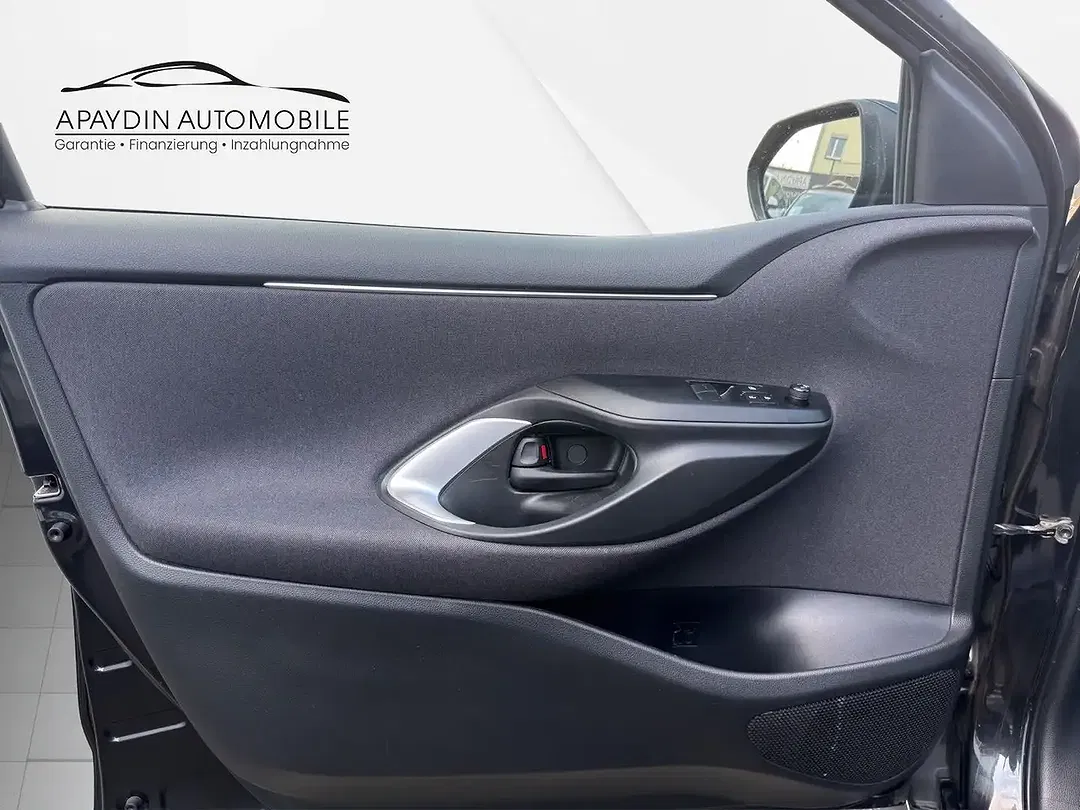 Toyota Yaris Comfort - Thumbnail 14