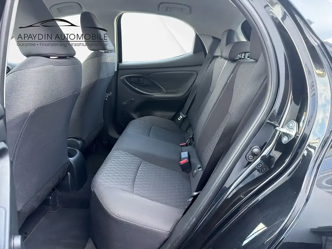 Toyota Yaris Comfort - Thumbnail 15