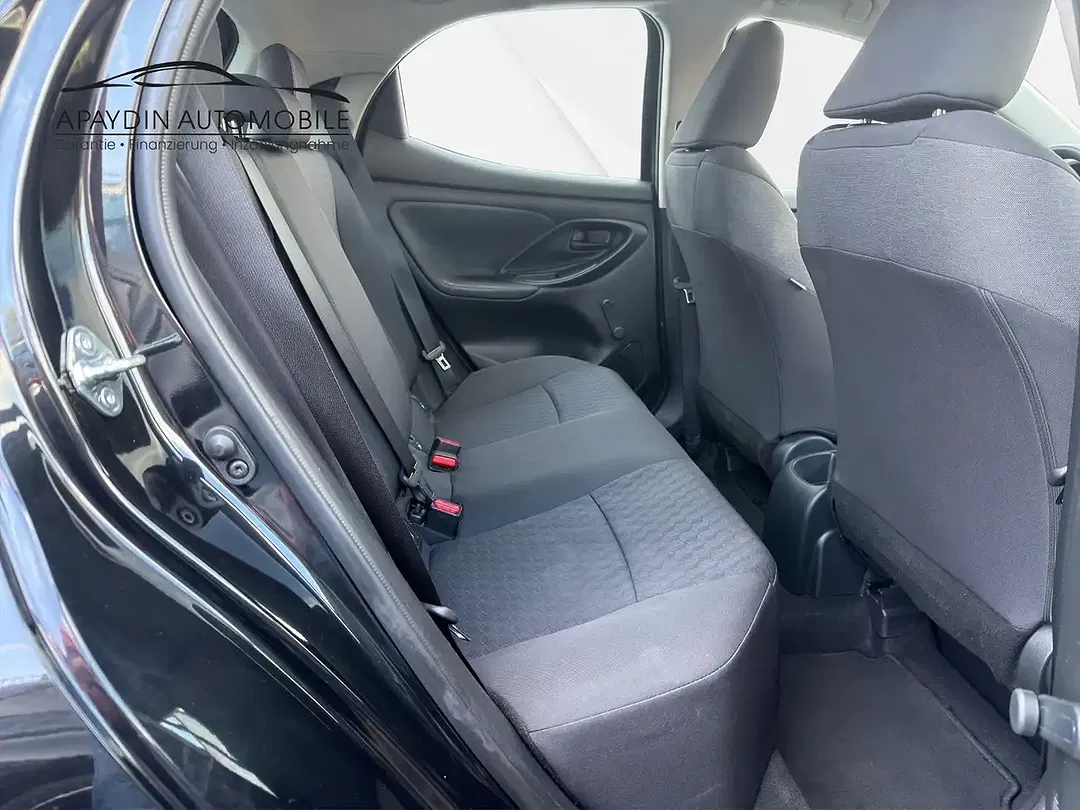Toyota Yaris Comfort - Thumbnail 16